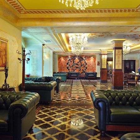 Park Hotel Stara Zagora Luaran gambar Lobby