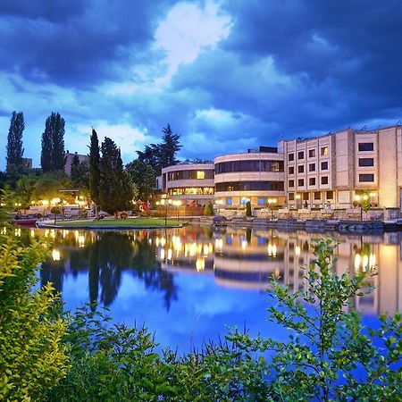 Park Hotel Stara Zagora Luaran gambar The Inn at Laurel Point