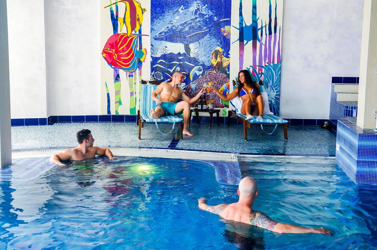 Park Hotel Stara Zagora Luaran gambar Thermal pool in Bad Radkersburg
